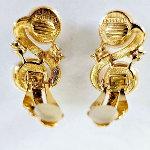 Vintage Signed Richelieu Classic Gold Tone Faux Pearl Rhinestone ClipOn Earrings - Picture 9 of 10